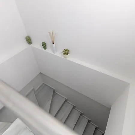 Apartamentos Lola Beach Malaga Exterior photo